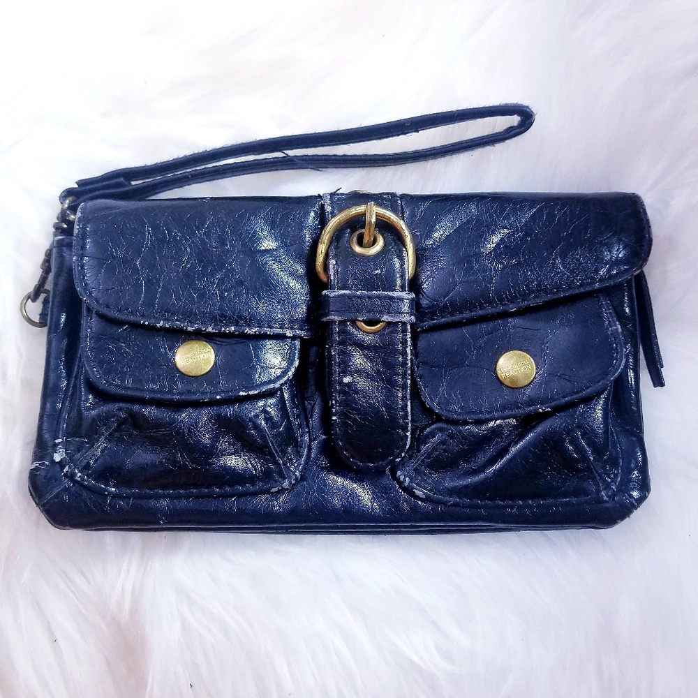 Black Wristlet Style Wallet